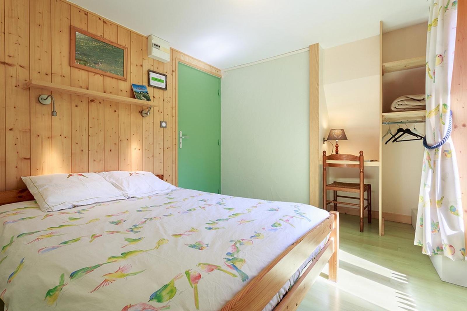 Gite Auberge L'Herbe Tendre Saint-Pierre-dʼEntremont Rom bilde