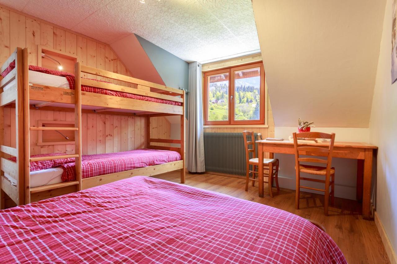 Gite Auberge L'Herbe Tendre Saint-Pierre-dʼEntremont Eksteriør bilde